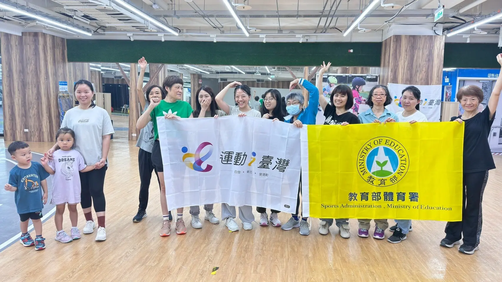 Line Album 20250725 Mv女神相片 250730 2